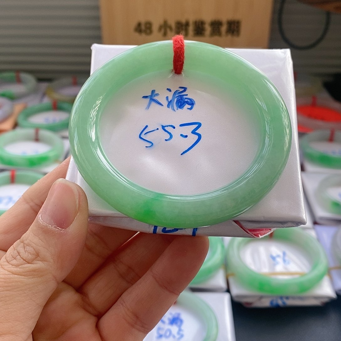 翡翠手镯未镶嵌15号