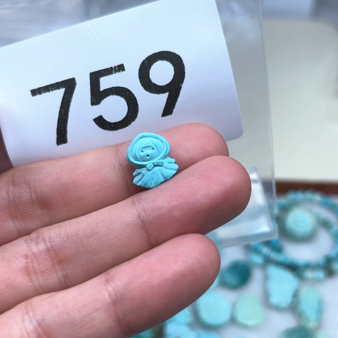 绿松石未镶嵌珠宝奇石