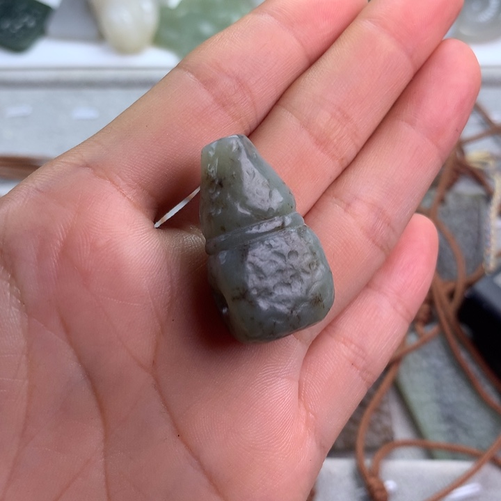和田玉（糖玉）未镶嵌颈饰