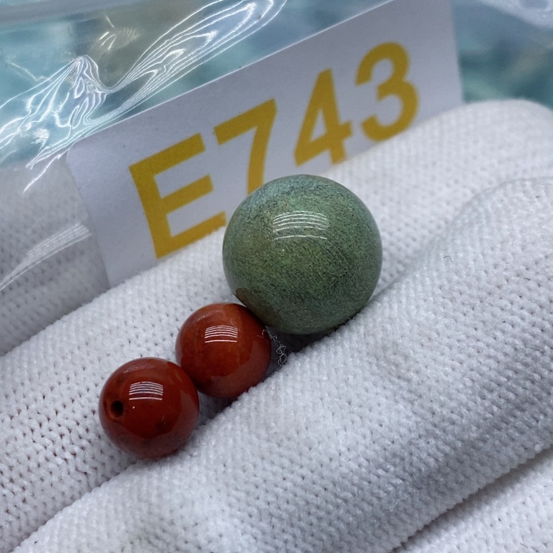 南红玛瑙未镶嵌珠宝奇石