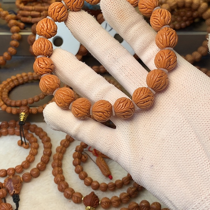 手串桃核秦岭龙纹