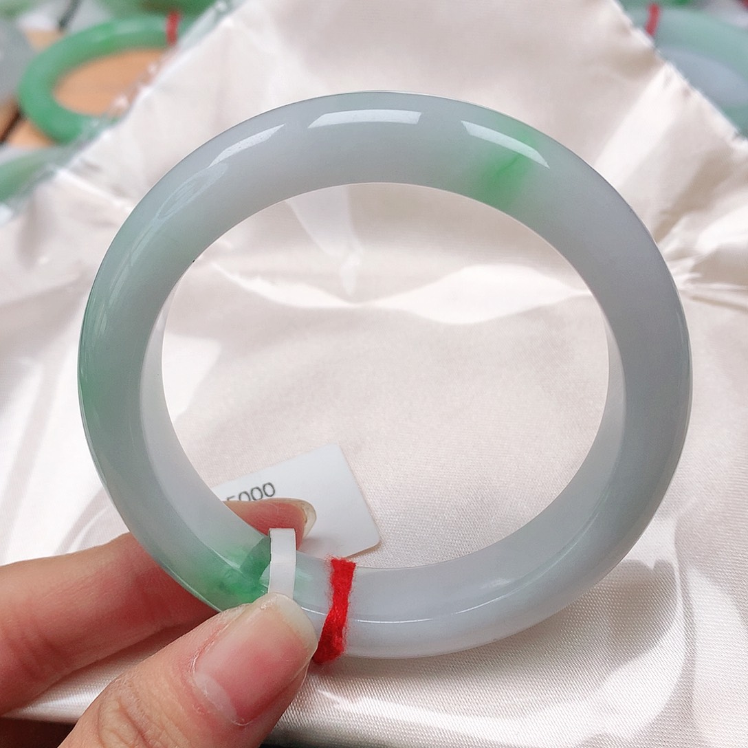 翡翠手镯未镶嵌天然翡翠手镯54