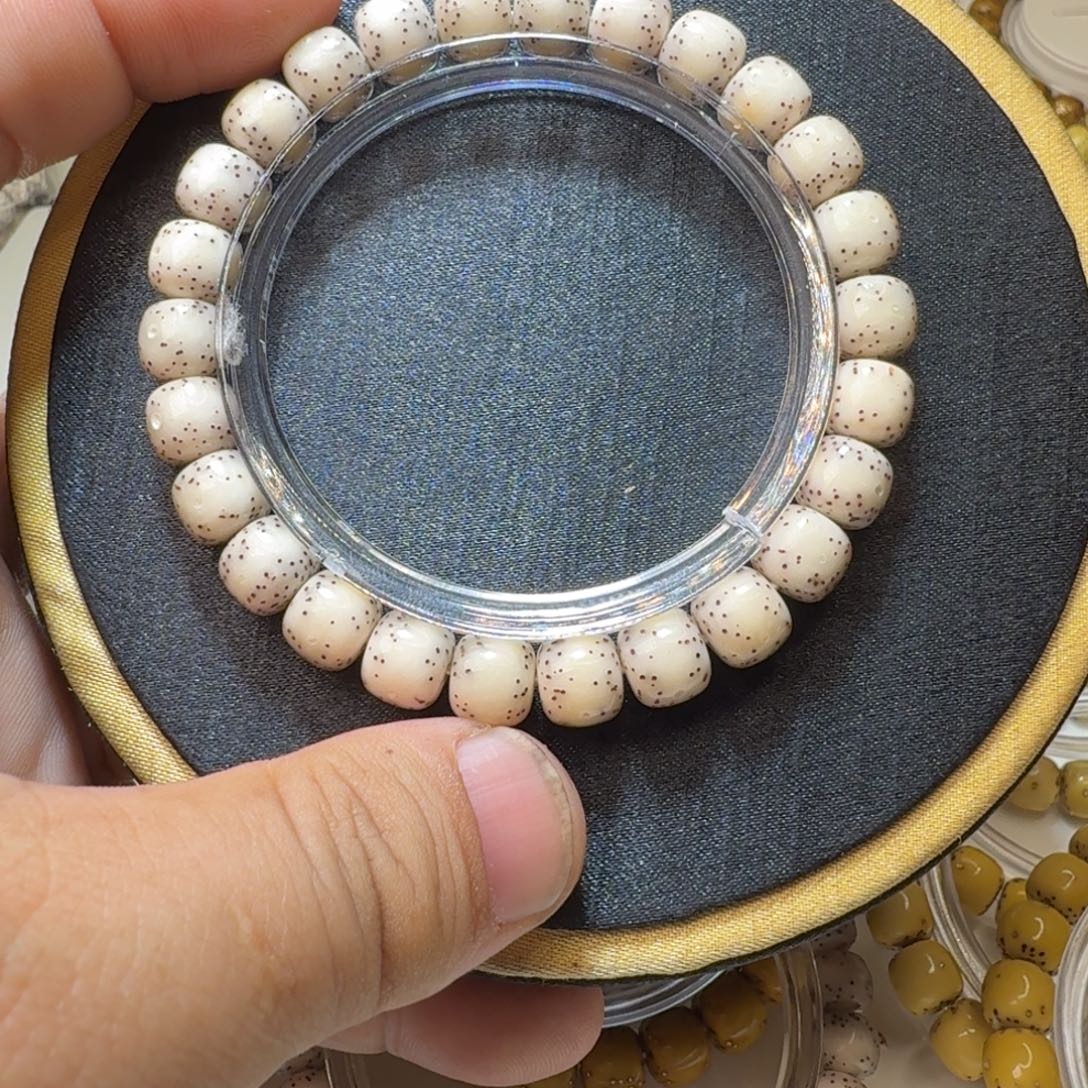 手串星月菩提石玉料