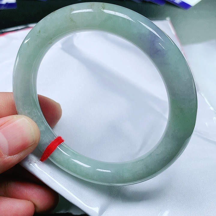 翡翠手镯（圆镯）未镶嵌翡翠手镯未镶嵌