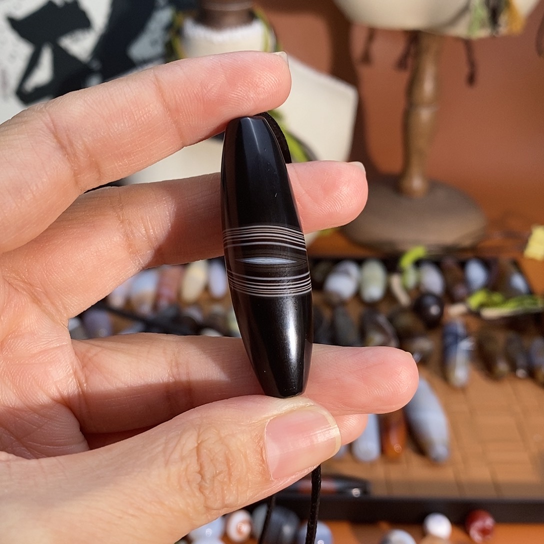 玛瑙/玉髓颈饰未镶嵌流**生