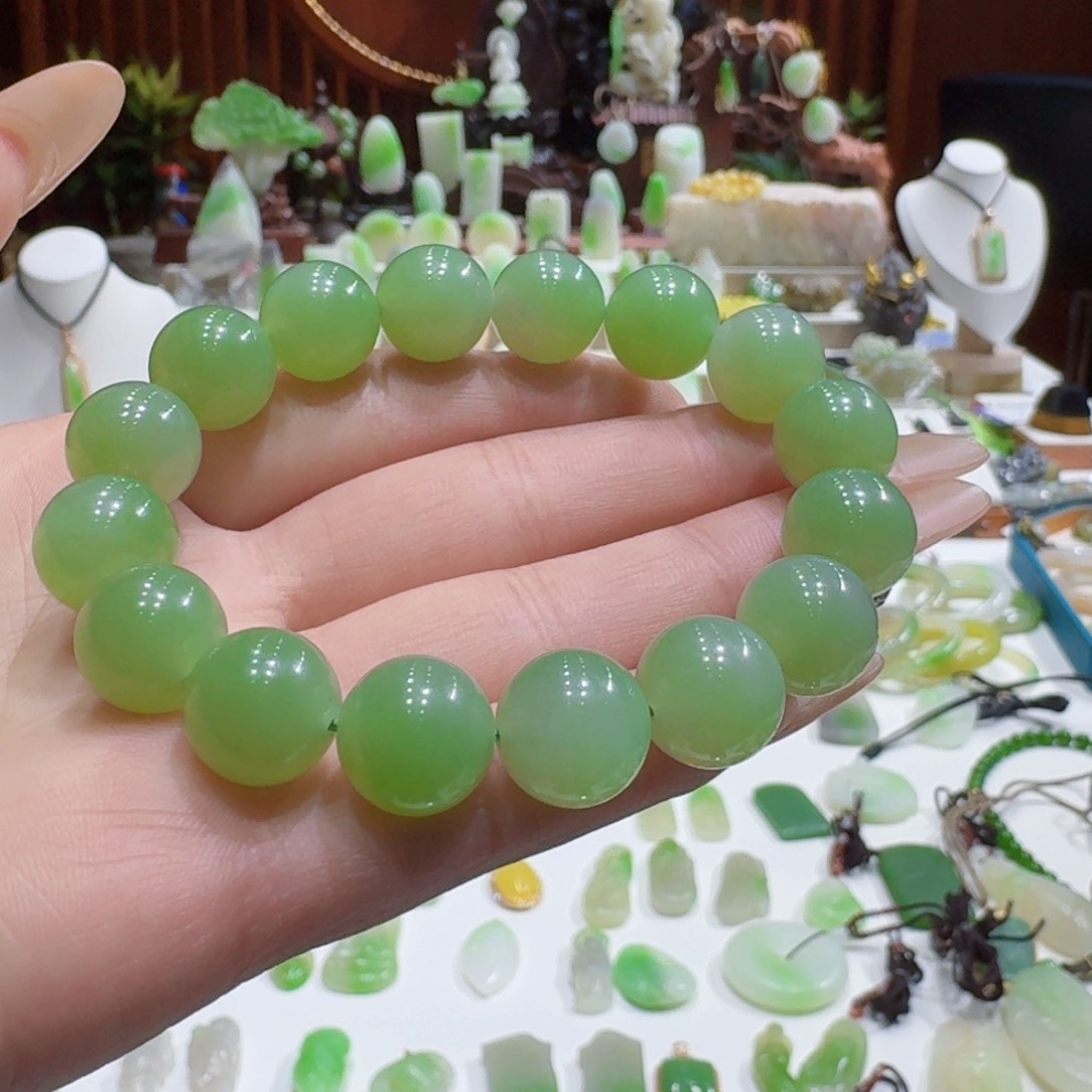 和田玉翠青手串卡13未镶嵌