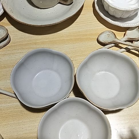 瓷片正品粗陶花型米饭碗三个一组