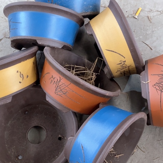 紫砂花盆100-8。 22-9