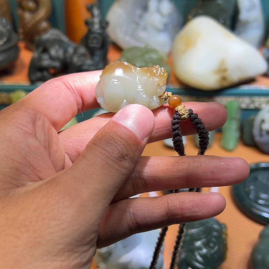 和田玉未镶嵌挂件