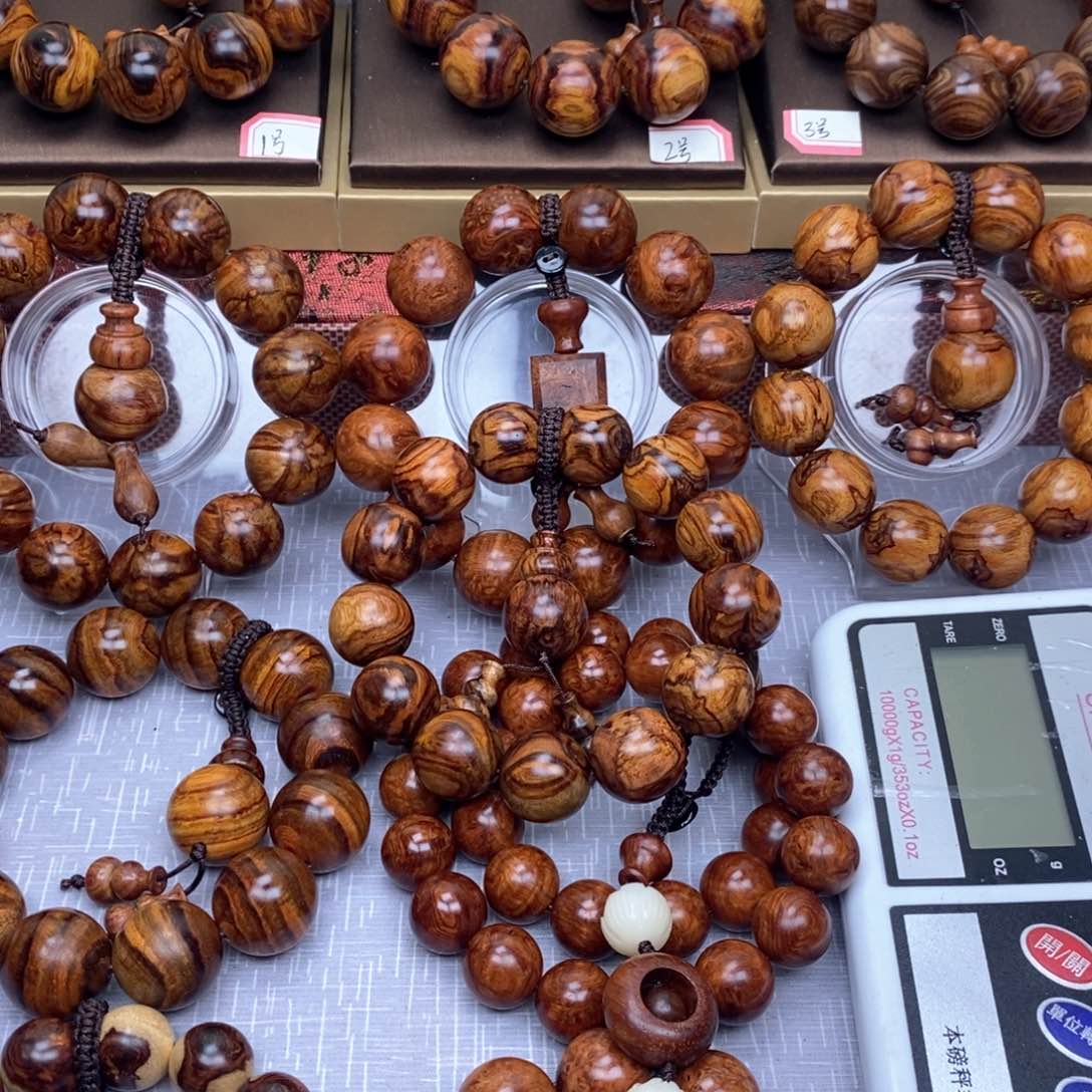 花梨木类一**秋花梨—1.8-黄花梨