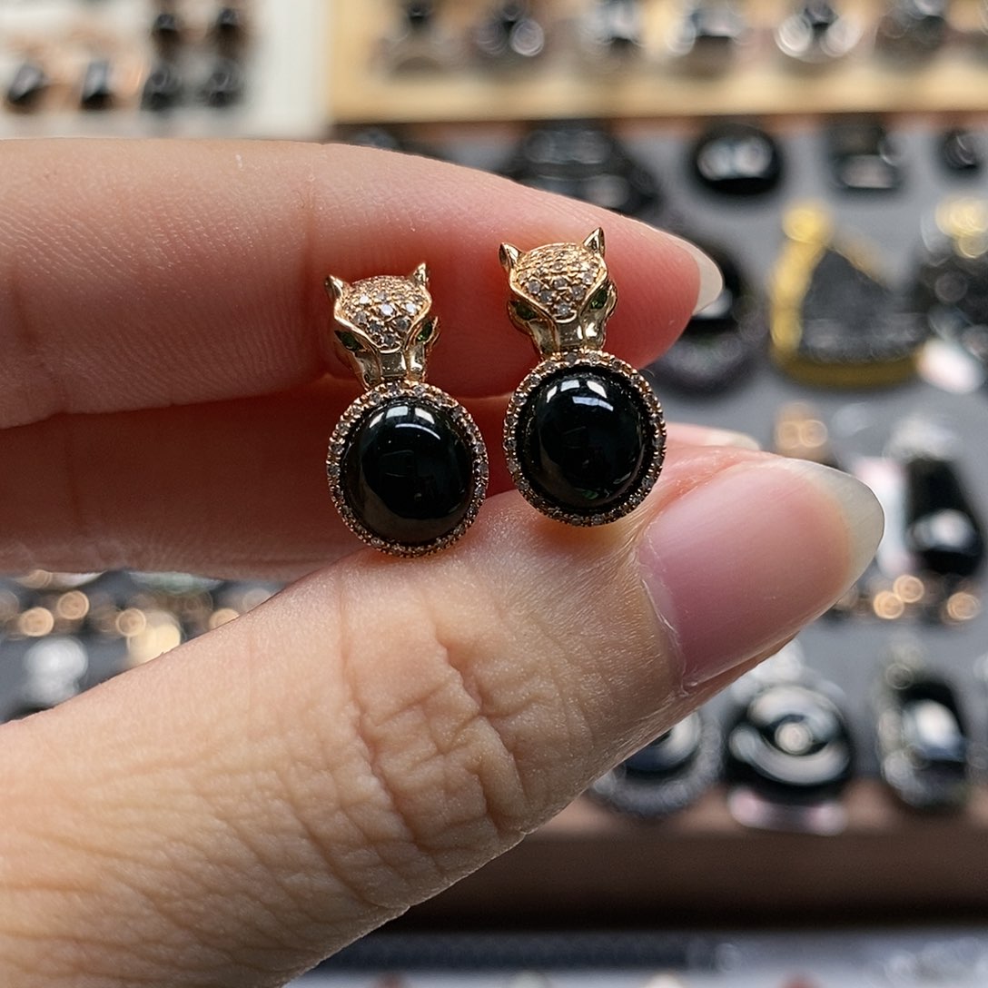 翡翠18K金镶嵌耳饰墨翠