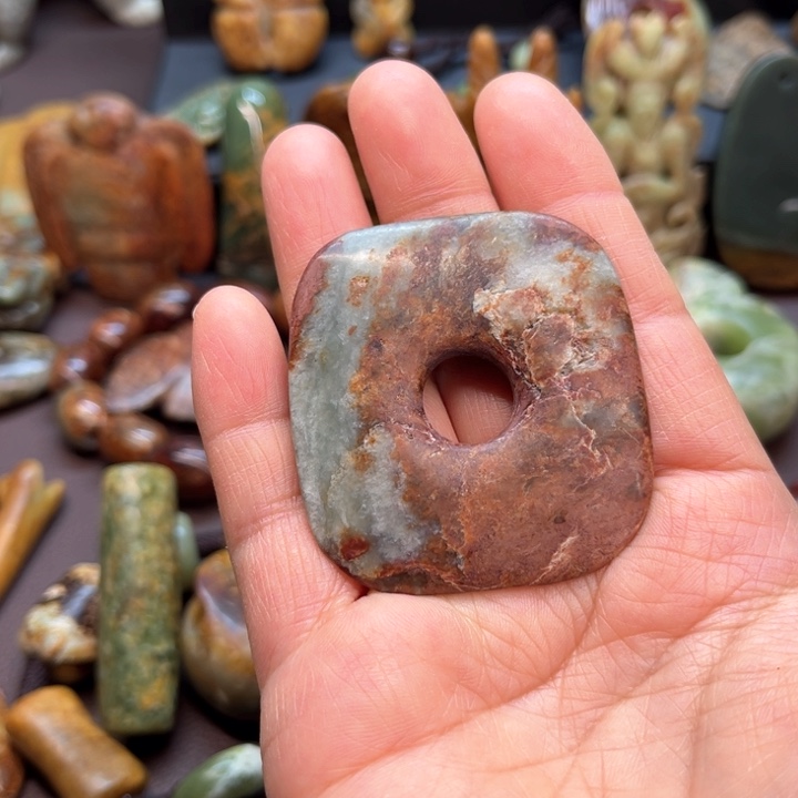 岫岩河磨玉（透闪石质玉）把件未镶嵌佳****4