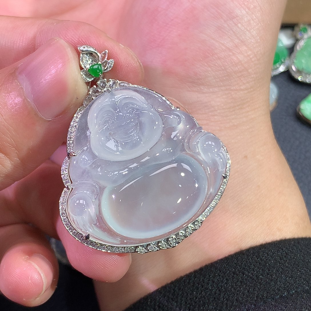 翡翠吊坠(赠链)18K金镶嵌