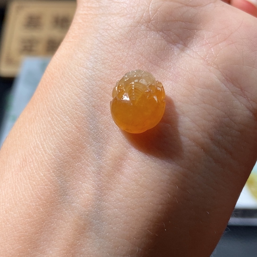 定制翡翠未镶嵌翡翠12.6×11×6.1