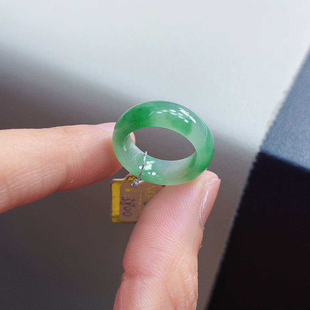翡翠戒指未镶嵌6号