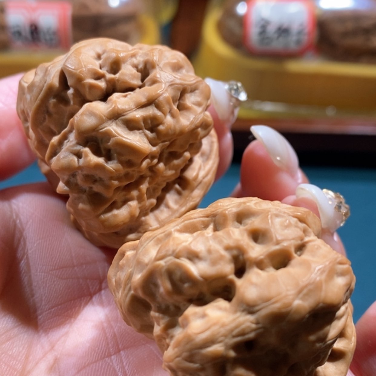 【闪购商品】文玩核桃吊坠肌肉蛙