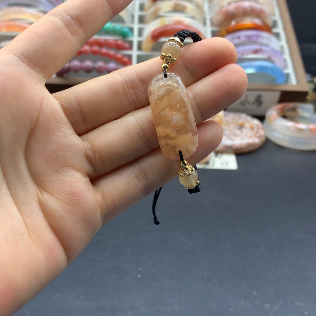 【闪购商品】玛瑙/玉髓手链未镶嵌