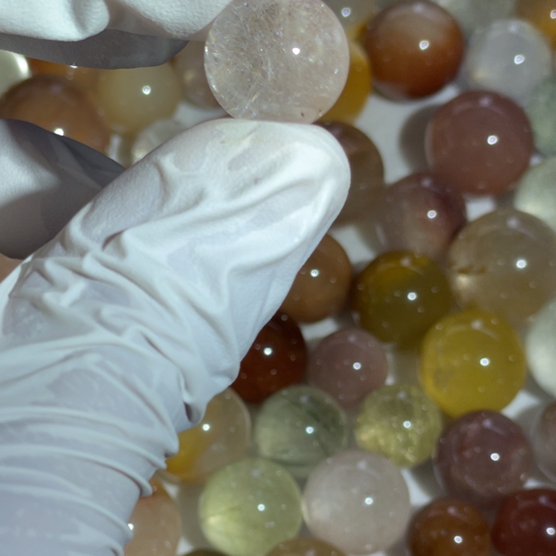 川****未镶嵌吊坠(不含链)水晶一颗白兔毛单珠【代购不退换】