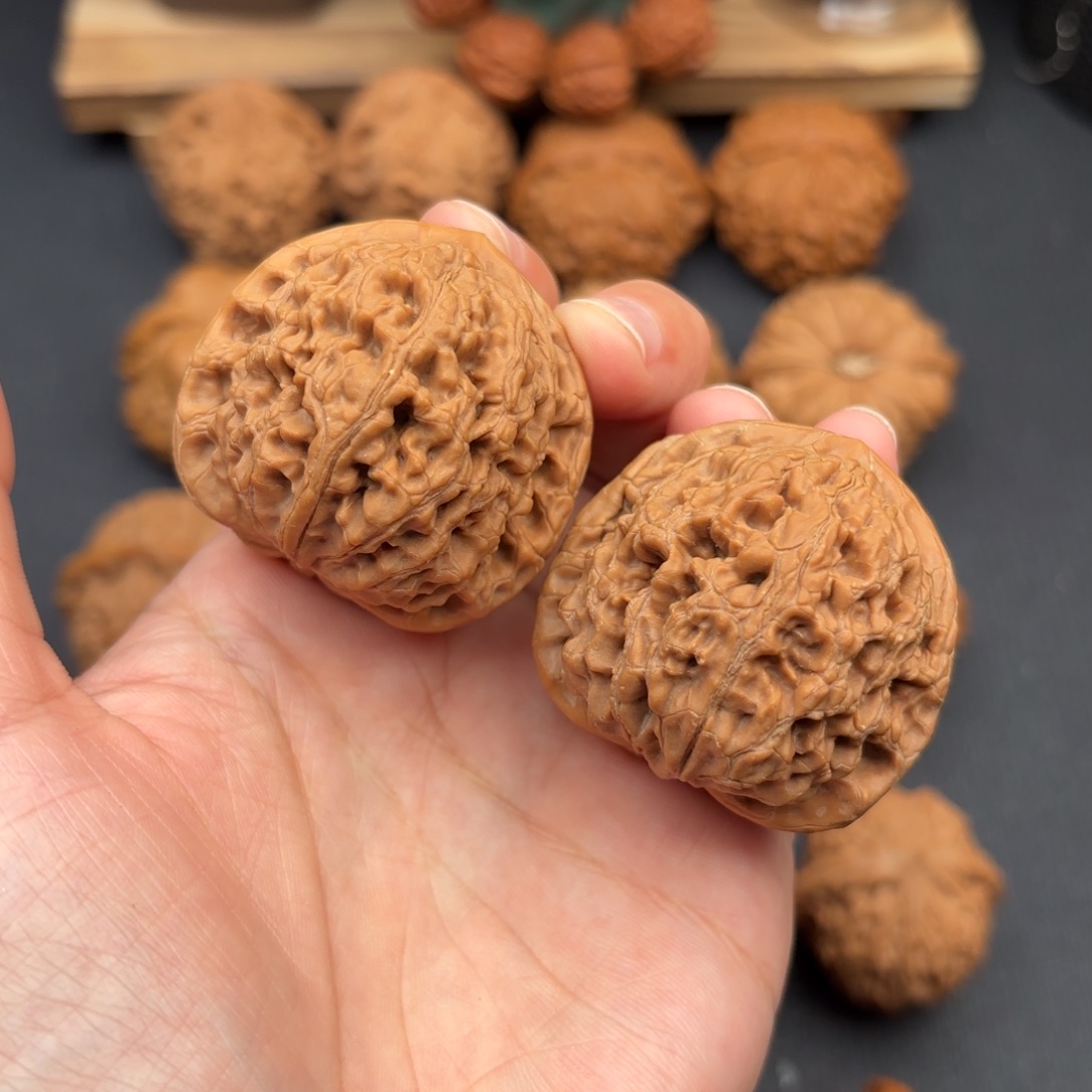 文玩核桃把件水龙纹43