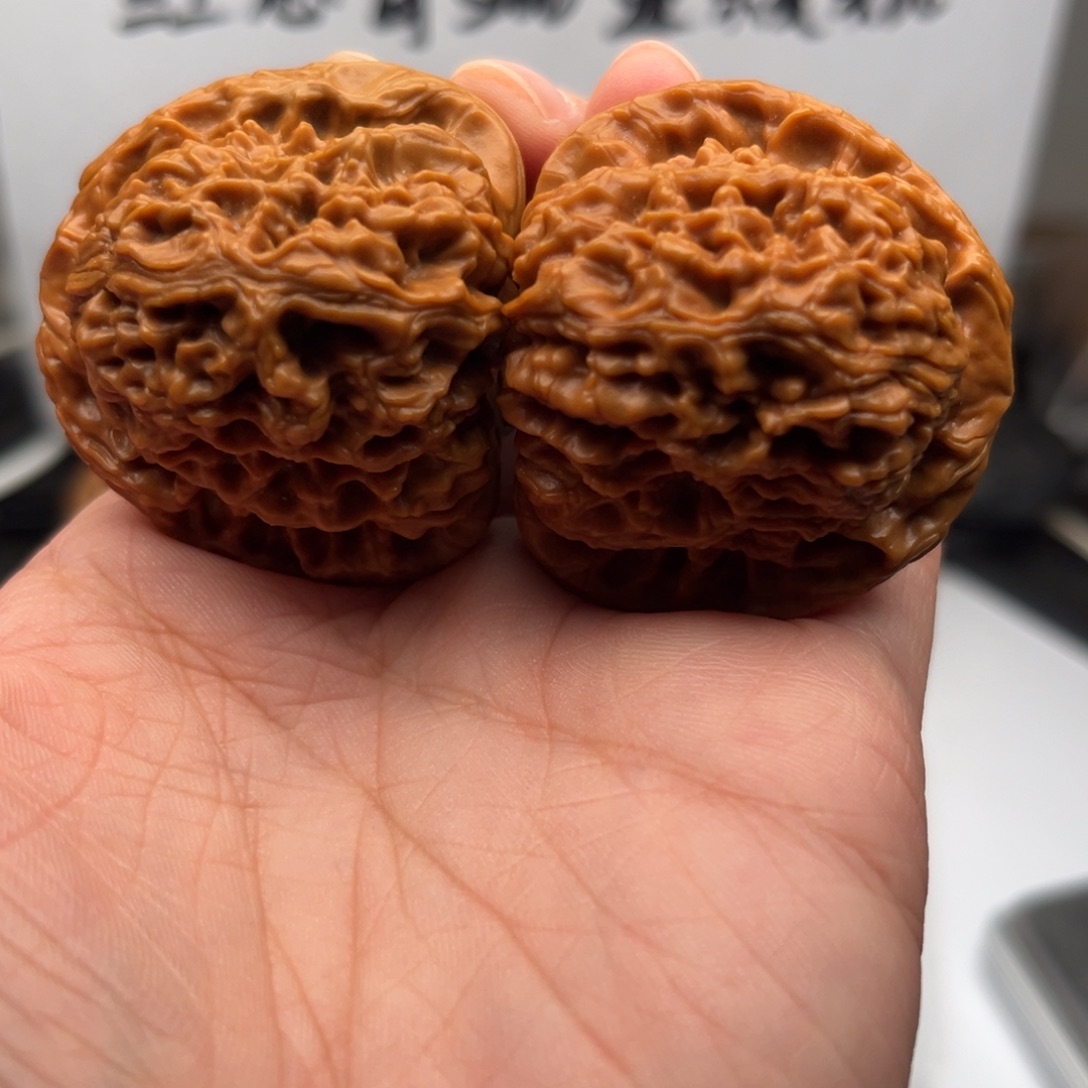 文玩核桃吊坠南疆42