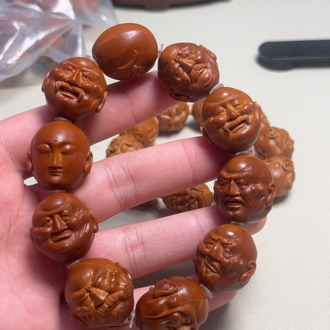 橄榄核吊坠无*、十八罗汉