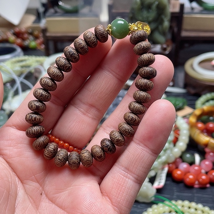 和田玉手串未镶嵌