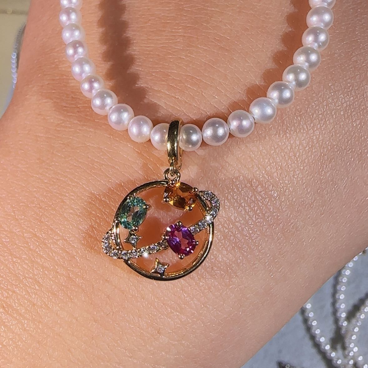 【闪购商品】合成钻石颈饰18K金镶嵌0.3克拉三色