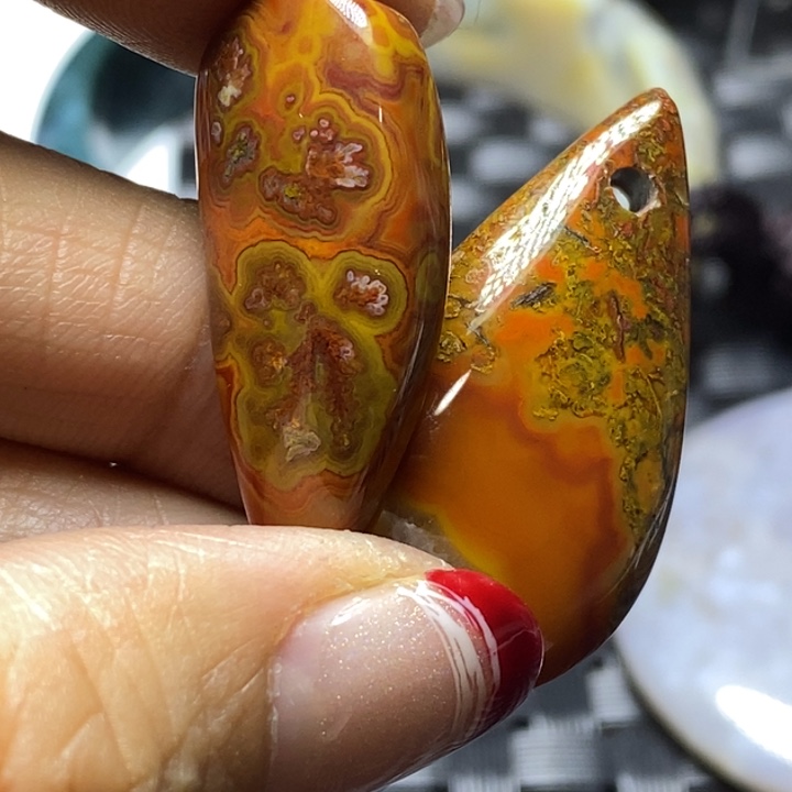 玛瑙/玉髓颈饰足银镀金镶嵌千*亿