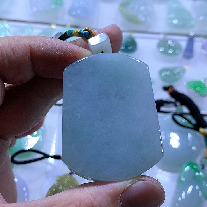 翡翠颈饰未镶嵌天然翡翠A货吊坠