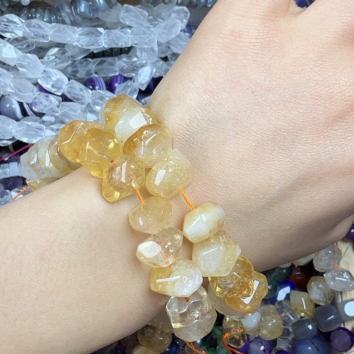 查罗石散珠合金一条