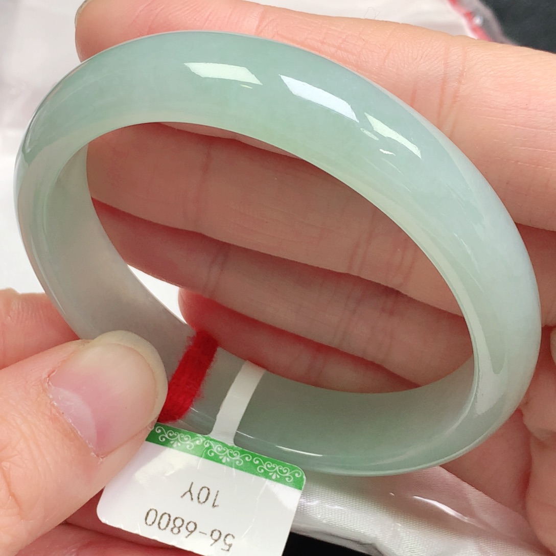 翡翠手镯未镶嵌56贵妃