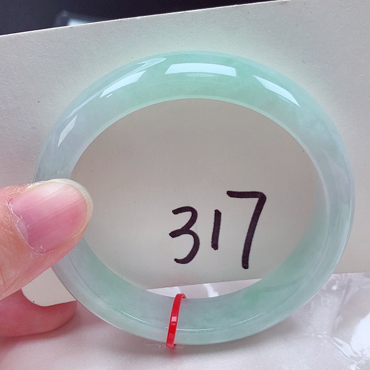 翡翠未镶嵌手镯翡翠