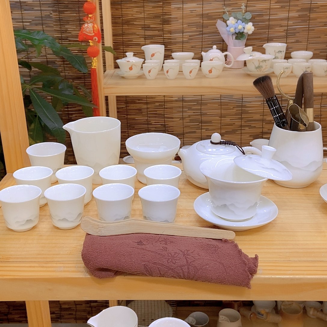 羊脂玉瓷茶具套装