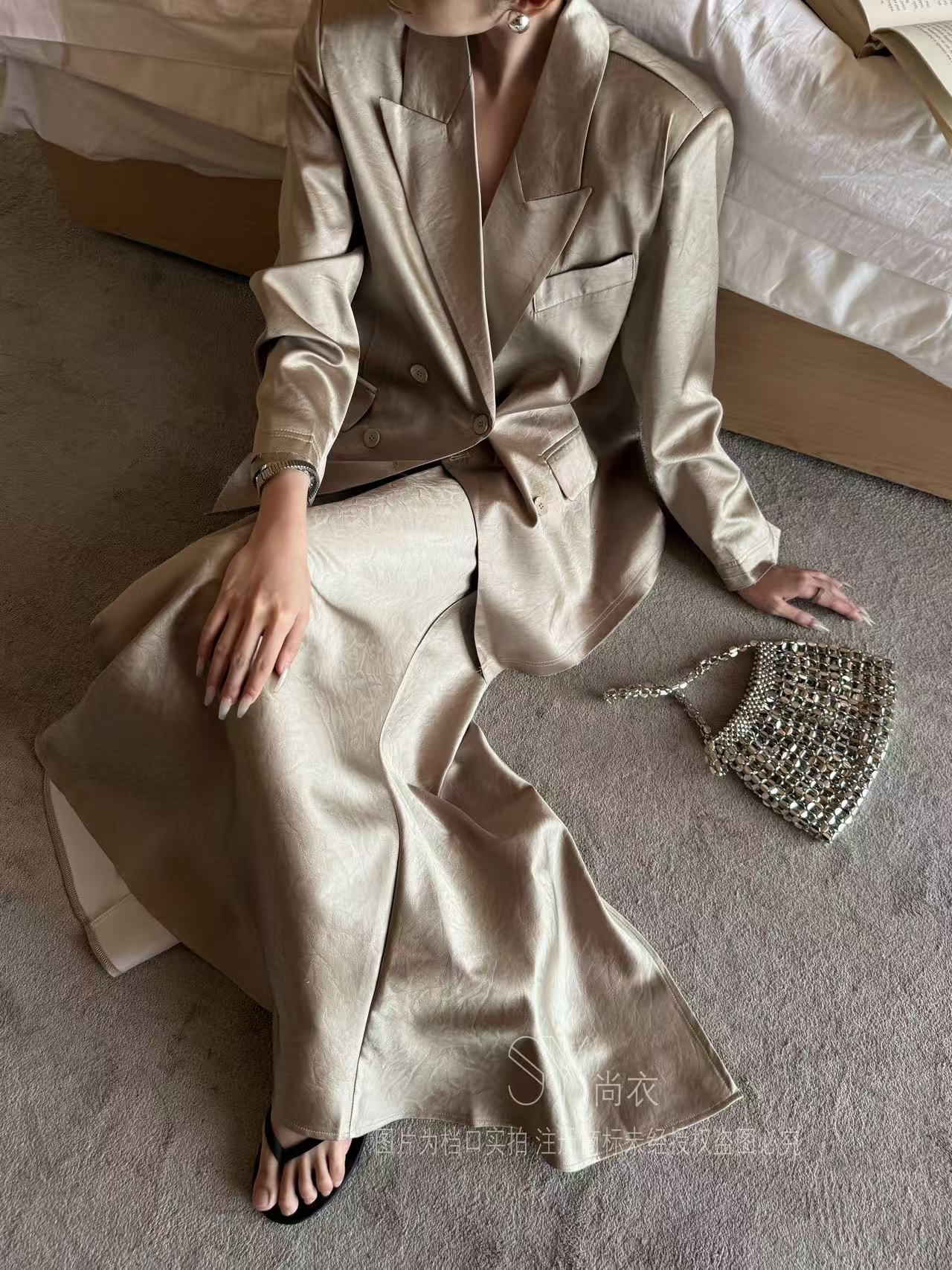 秋冬休闲时尚女装（拍下备注）西装秋装冬装外套 套装 长裙 上衣