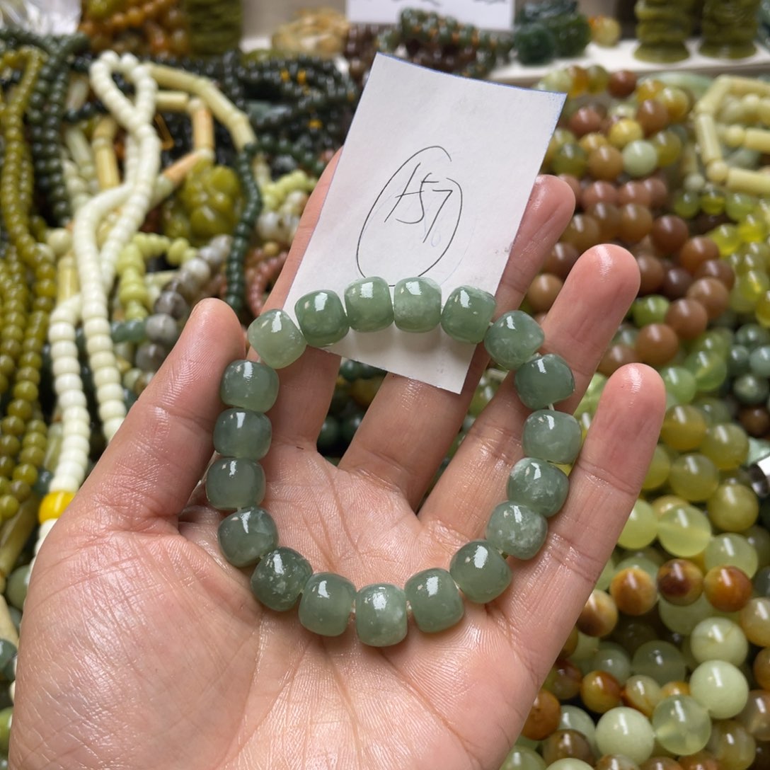 蛇纹石玉手链未镶嵌