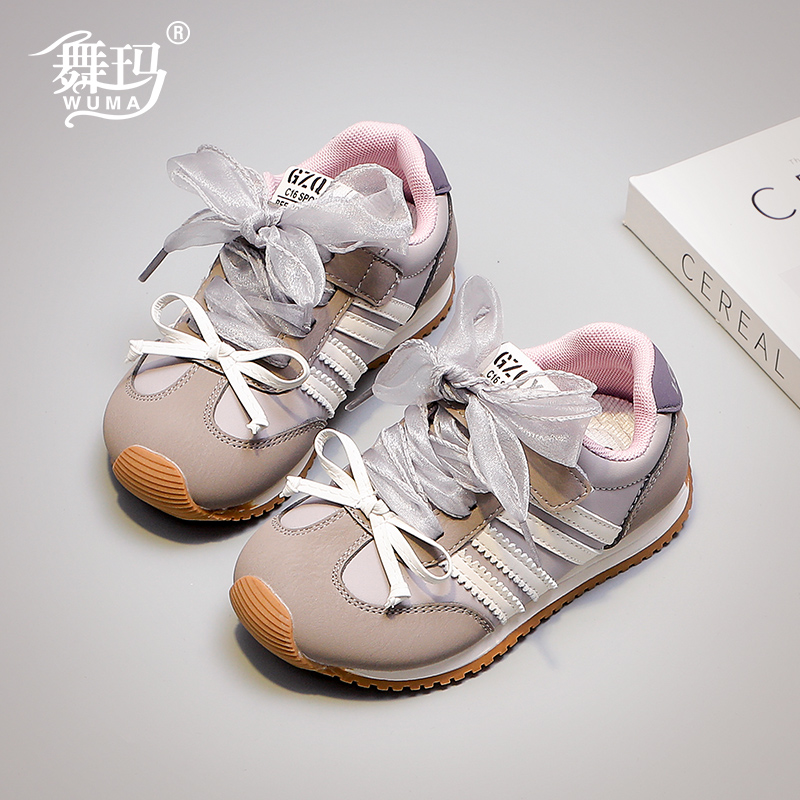 舞玛女童鞋子儿童运动鞋2025新款春秋季皮面休闲轻便德训鞋537096