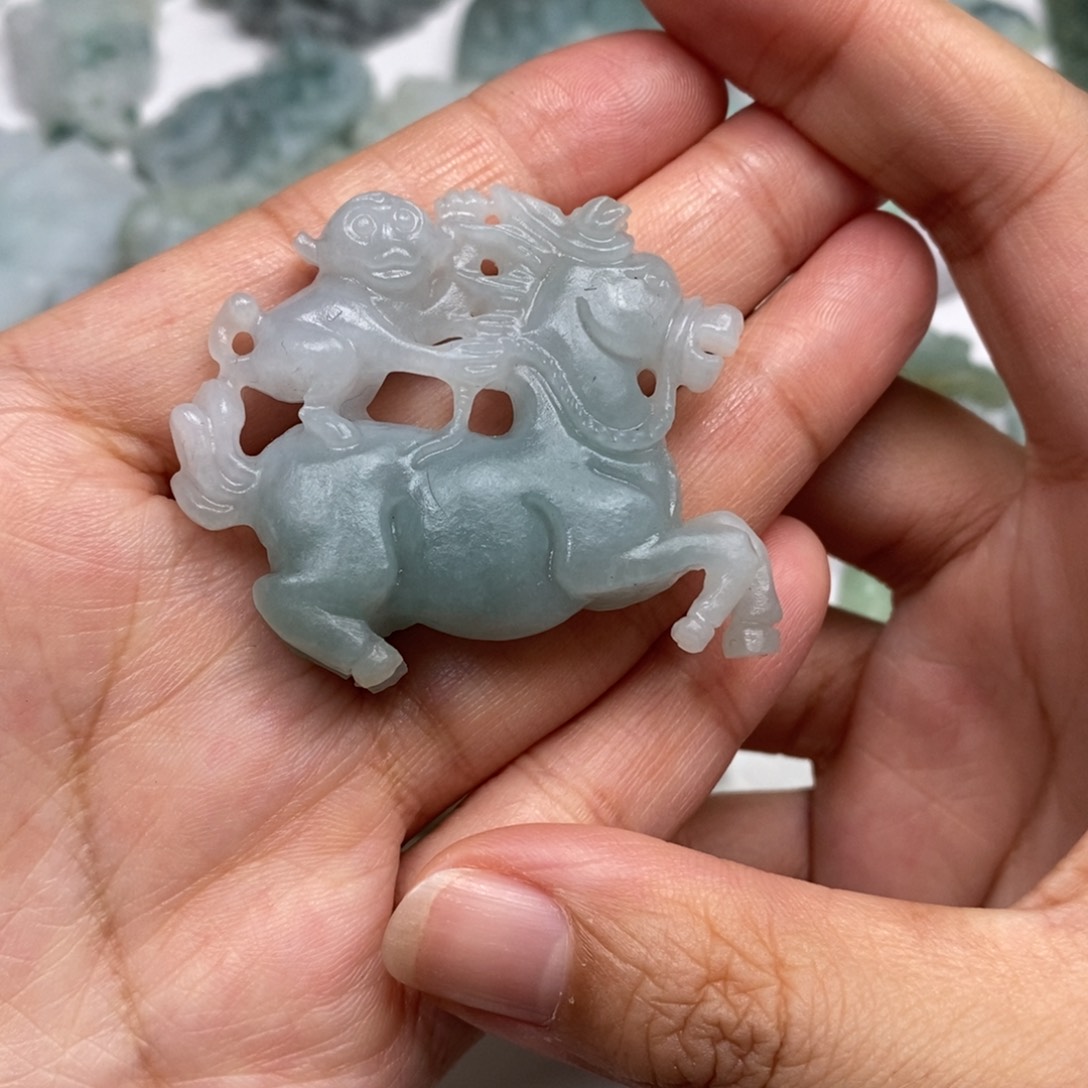 定制翡翠未镶嵌翡翠