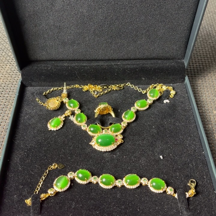 瓷片瓷器紫砂壶瓷器