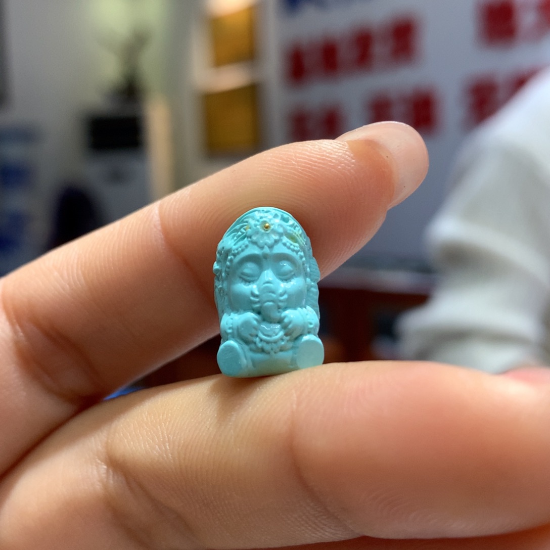 绿松石配饰未镶嵌