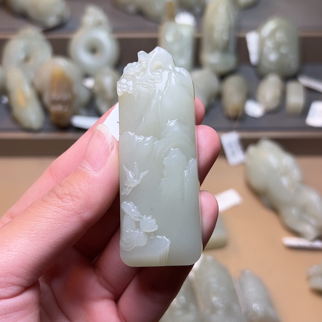 和田玉挂件未镶嵌强*