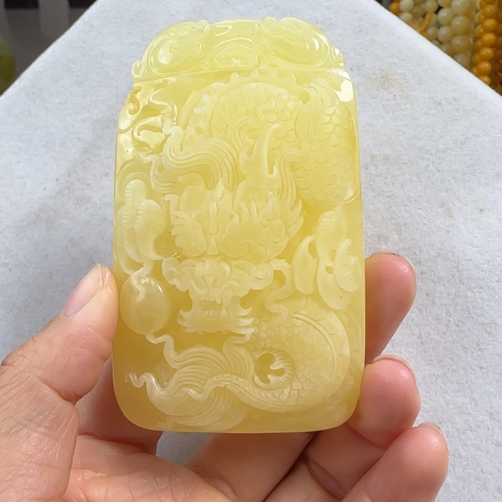 蜜蜡珠宝奇石未镶嵌