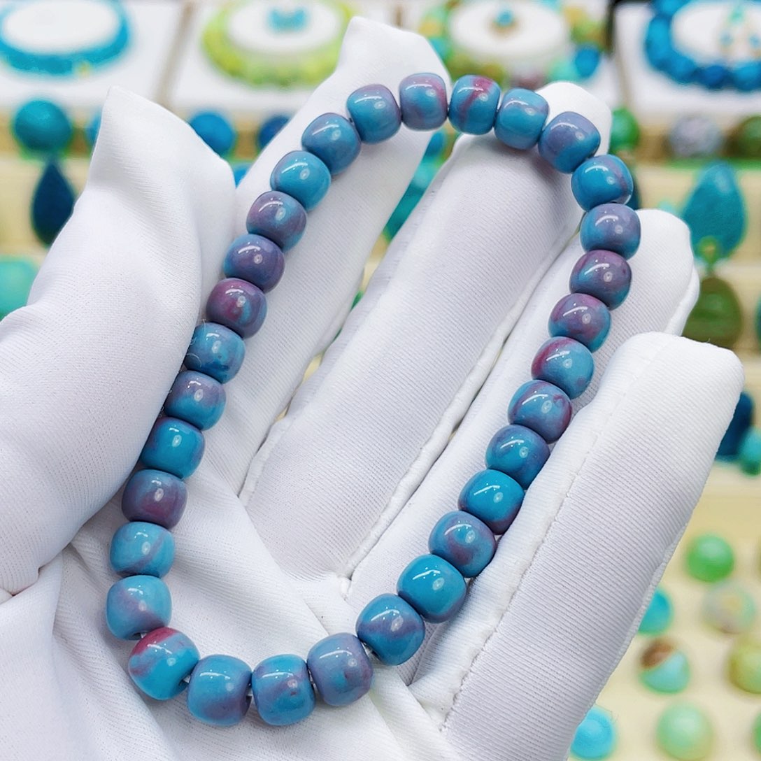 绿松石未镶嵌颈饰