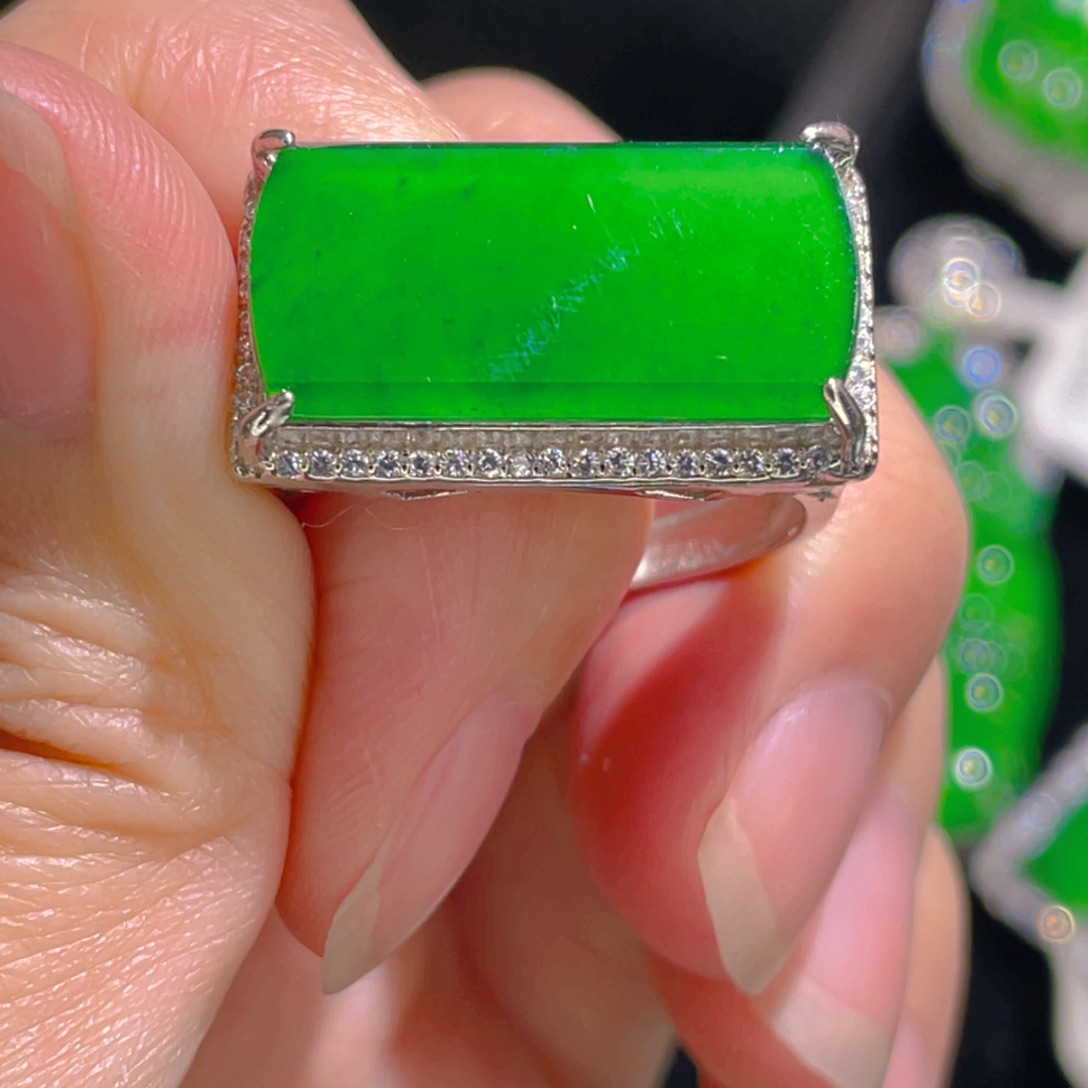 翡翠戒指银S925镶嵌111111111111