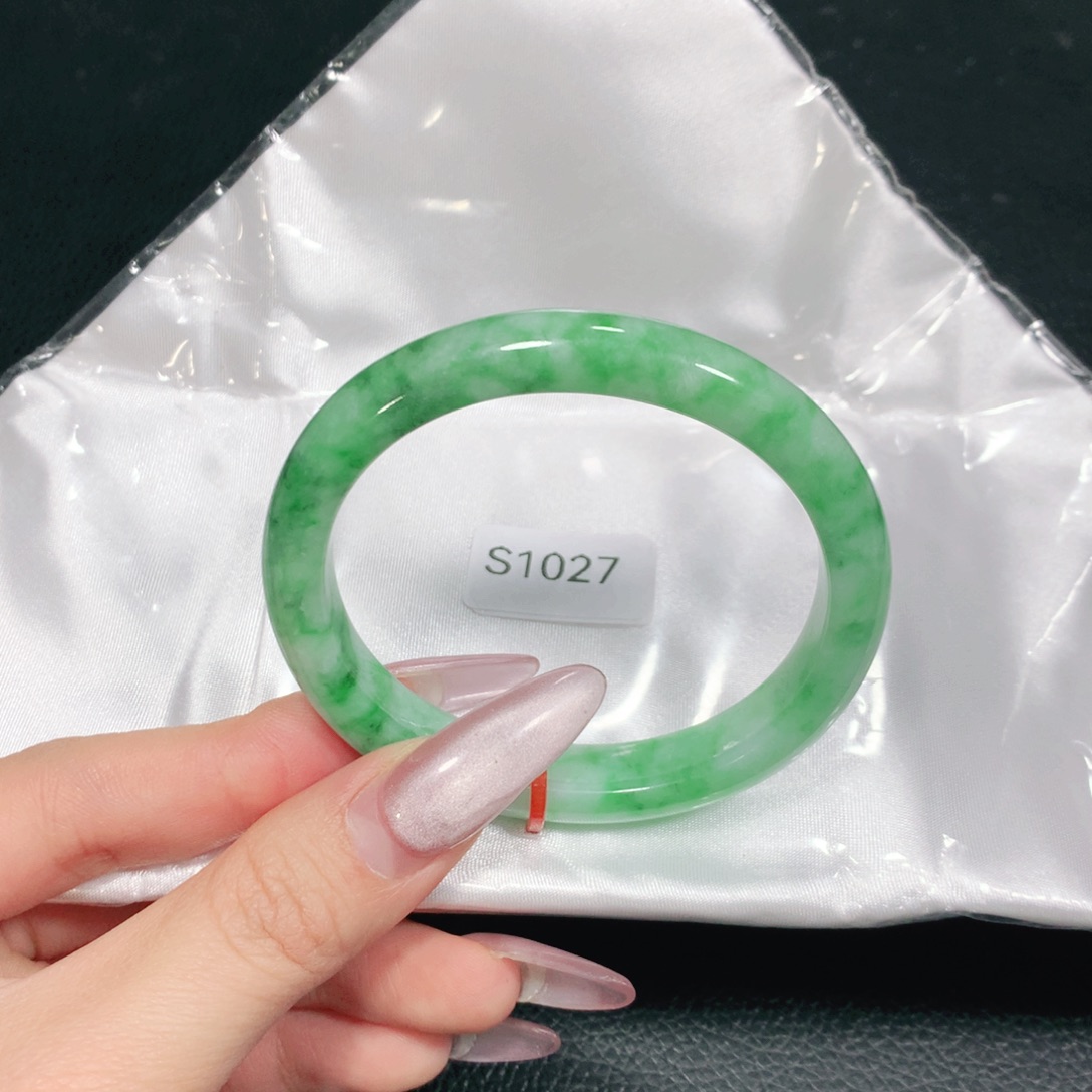 翡翠未镶嵌手镯（贵妃镯）S1027-04