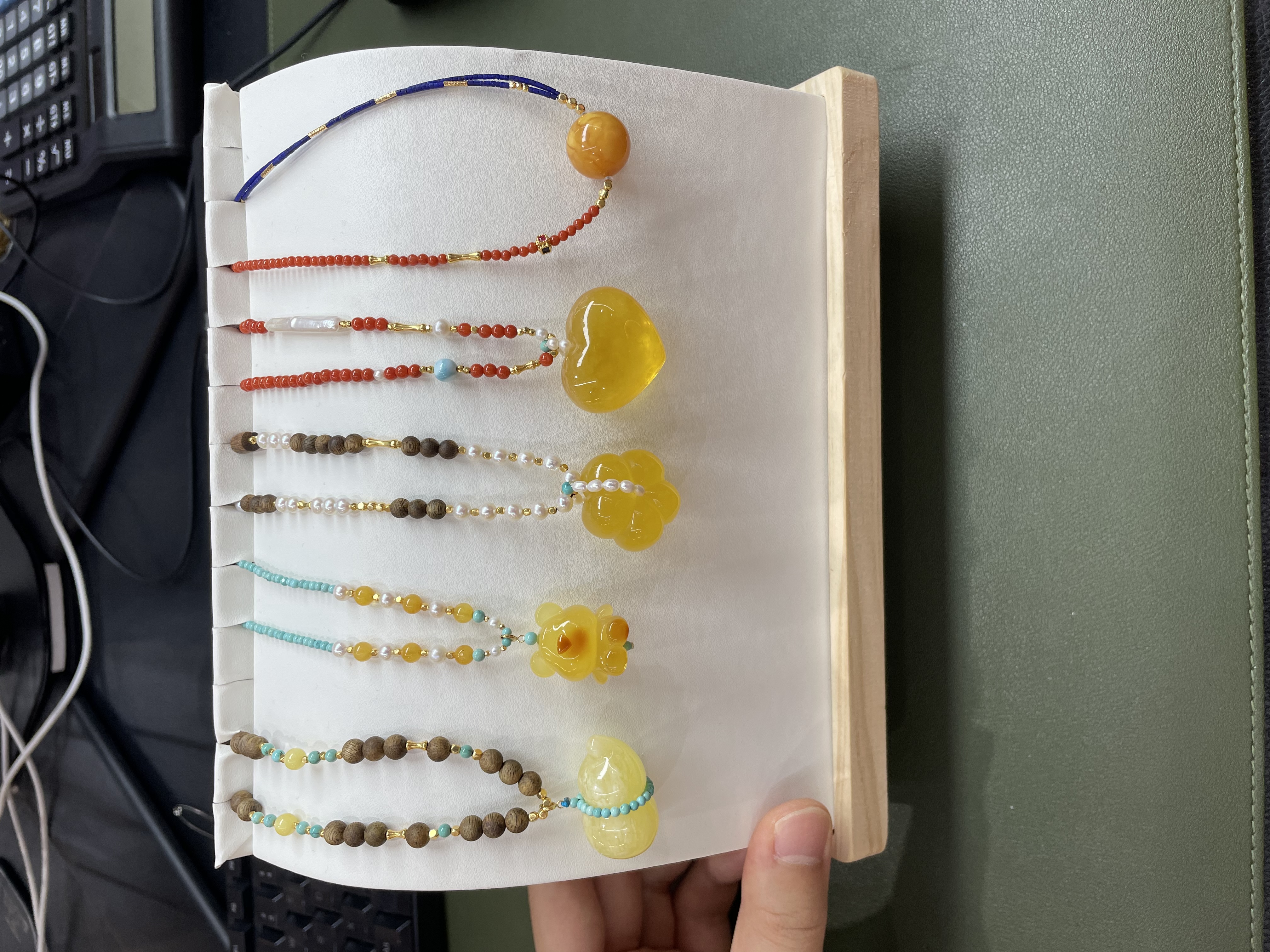 【小鱼严选】蜜蜡套链-多样性发其一18K金-LW04|BML2