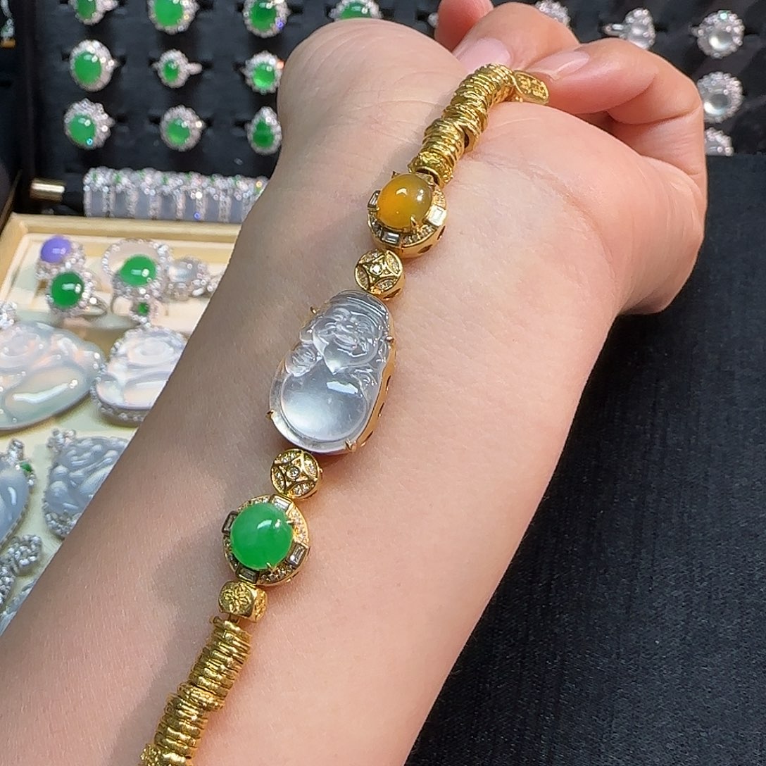 翡翠18K金镶嵌手链盘缠