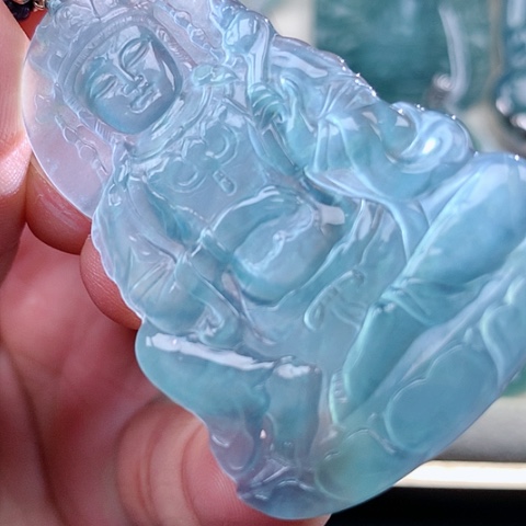 【闪购商品】翡翠颈饰18K金镶嵌天然翡翠