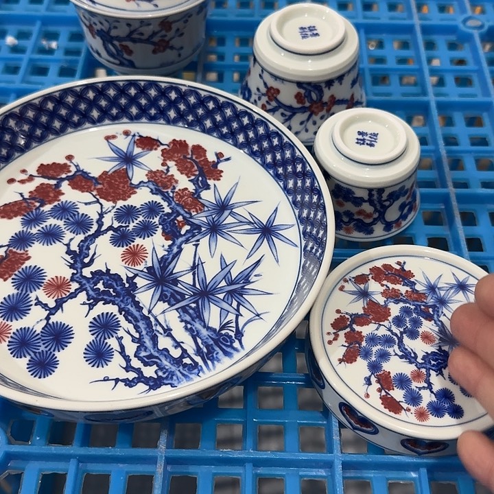 杯釉里红松竹梅五件套