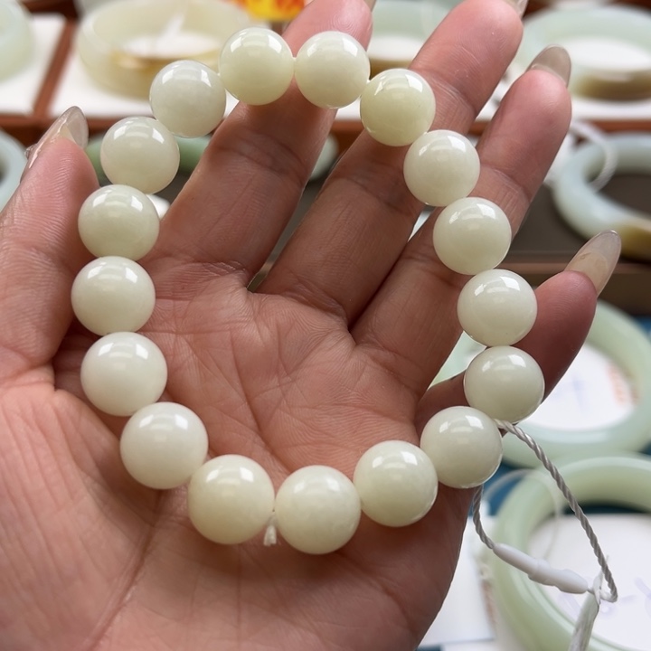 和田玉（糖玉）手串未镶嵌