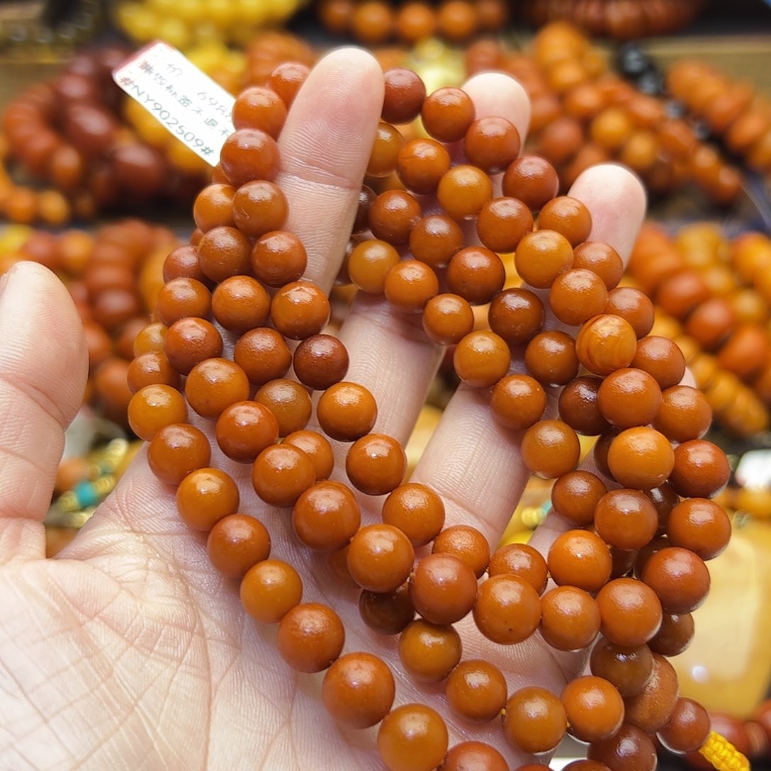 蜜蜡未镶嵌珠宝奇石